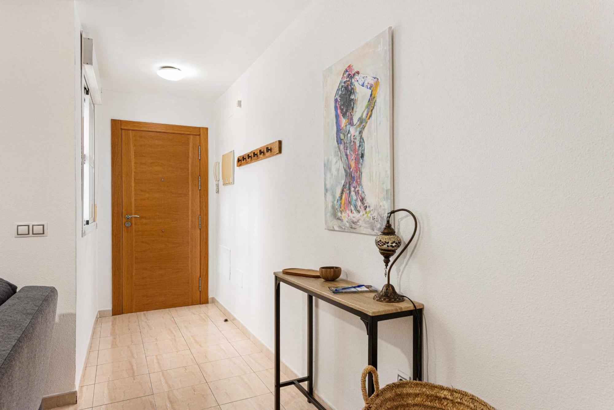 Apartment Sunlit Casa Bonita With Free Parking Málaga